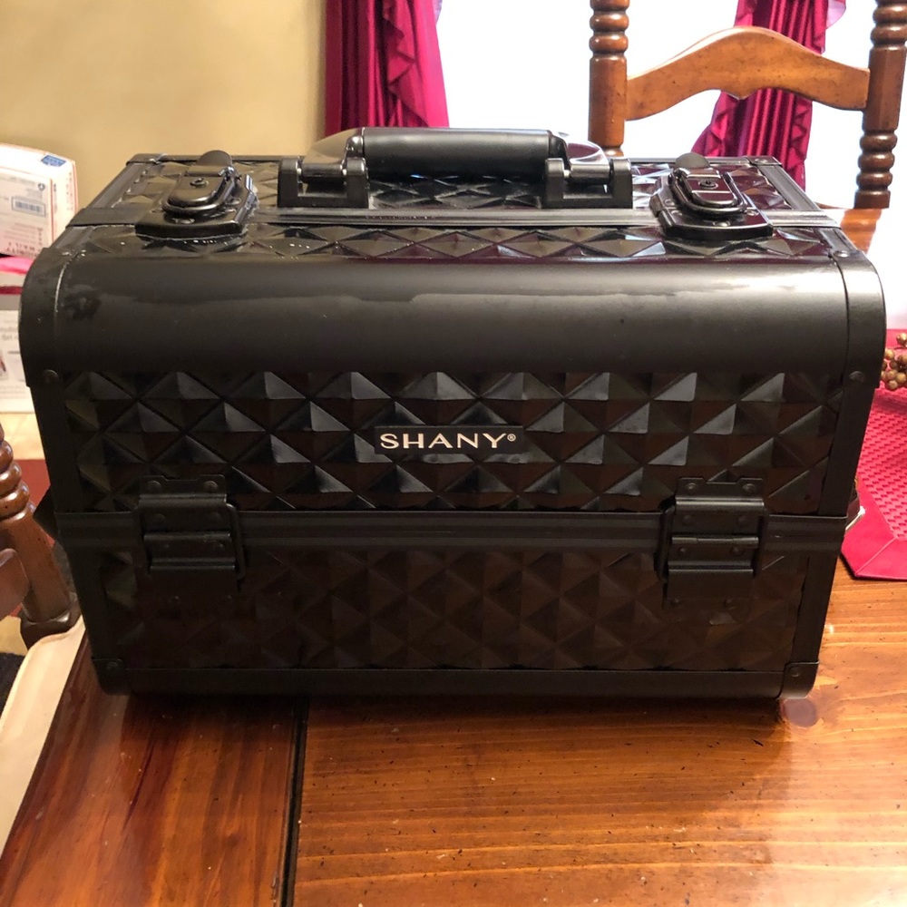 Shany Makeup case